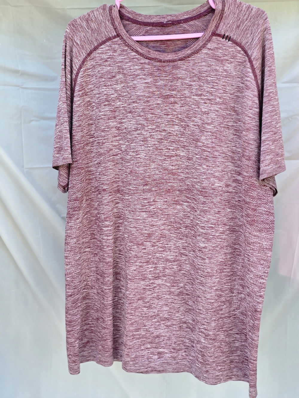 XL Lululemon Metal Vent Tech Surge Short Sleeve Shirt.